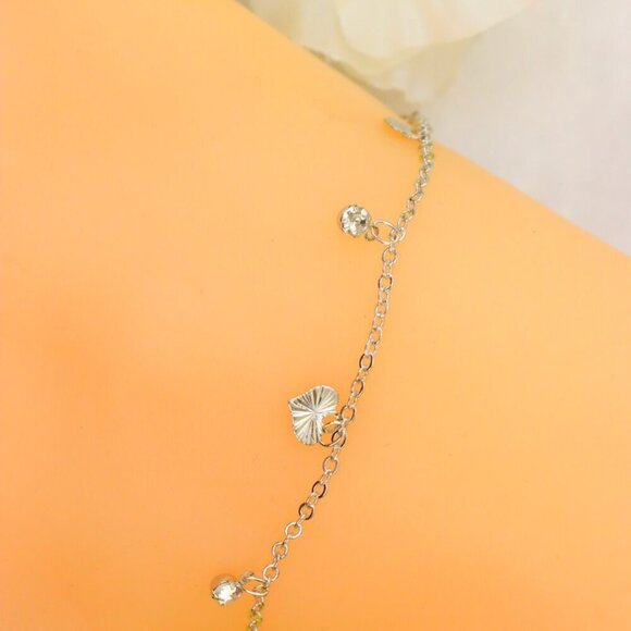 Minimalist Anklet, Sleek & Modern Design, Women’s Fashion, YC110329-A - Picture 2 of 10